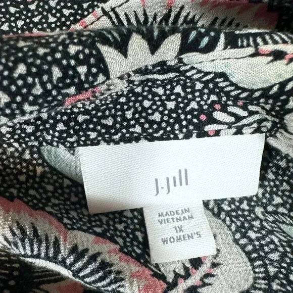 J. Jill paisley and floral print button front top size 1X - Picture 9 of 10